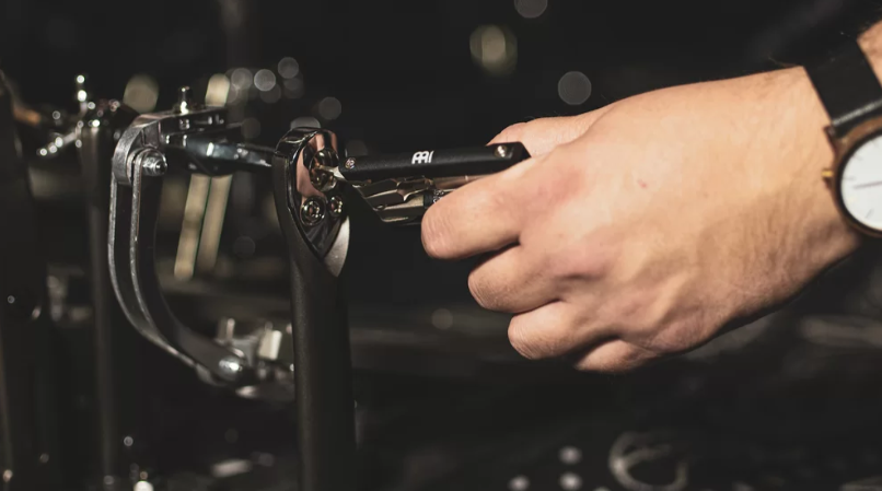 MULTI HERRAMIENTAS DE BOLSILLO MEINL, VARIAS MEDIDAS DE LLAVES ALLEN, PARA VARIOS INSTRUMENTOS MUSICALES. METAL, COLOR NEGRO.