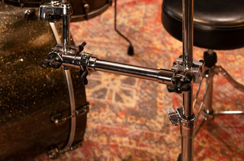 CLAMP MEINL, EXTENSION DOBLE, SE ADAPTA A TODO TIPO DE HARDWARE, ACERO CROMADO, ROBUSTO, GIRO 360