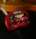 PROCESADOR MULTIEFECTOS LINE 6, SERIE POCKET POD, 300 PRESETS, 32 MODELOS DE AMPLIFICADORES, 16 MODELOS DE PANTALLAS, ULTRA COMPACTO, COLOR ROJO.