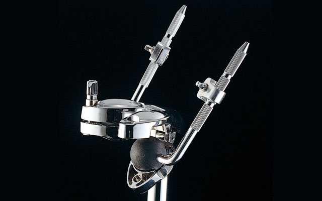 BATERIA ACUSTICA TAMA, SERIE RHYTHM MATE, 5PCS, HAIRLINE BLUE (HLB), ARO CROMADO, INCLUYE PEDESTALES, PLATILLOS Y BANCO