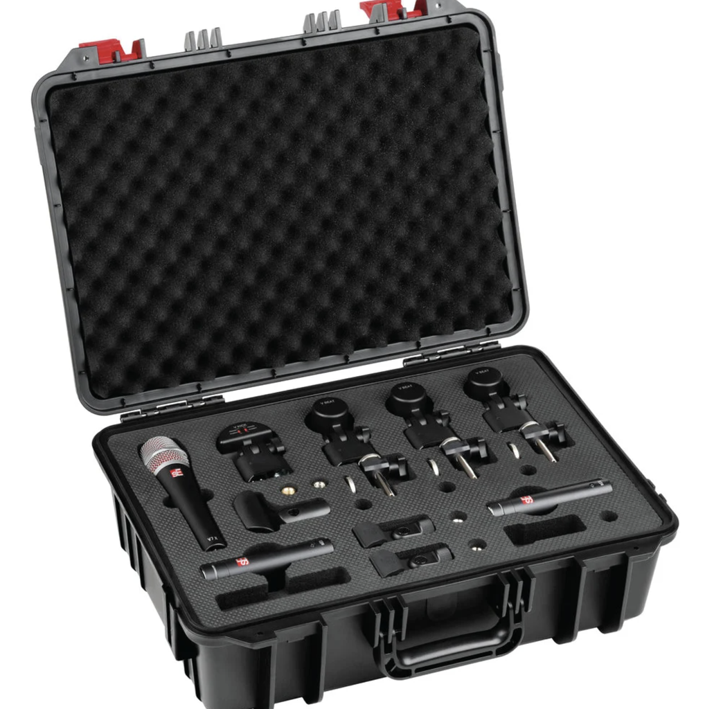 SET DE 7 MICROFONOS SE, PARA BATERIA, 5 DINAMICOS, 2 CONDENSADO, CON CABLES, CLIPS Y FUNDA (copia)