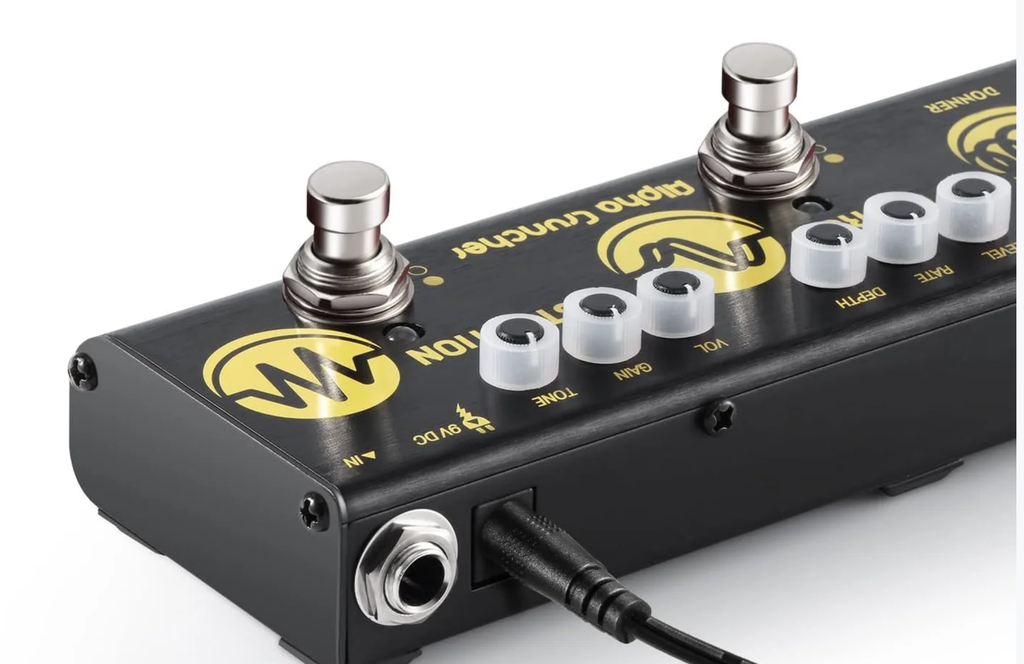 PEDAL ANALOGICO JOYO, 9V, 3 EFECTOS, OVERDRIVE / DISTORSION / DELAY / AFINADOR, XLR ST, AUX IN (copia)