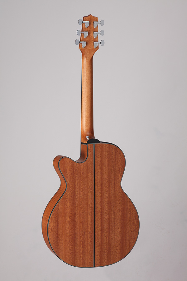 GUITARRA ELECTROACUSTICA TAKAMINE, 37, COMBINACION DE MADERA ABETO, CAOBA Y LAUREL, COLOR NATURAL, CON ESTUCHE