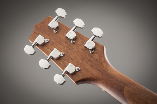 GUITARRA ELECTROACUSTICA TAKAMINE, 41, COMBINACION DE MADERA CEDRO, CAOBA Y OVANGKOL, COLOR NATURAL MATE, CON ESTUCHE