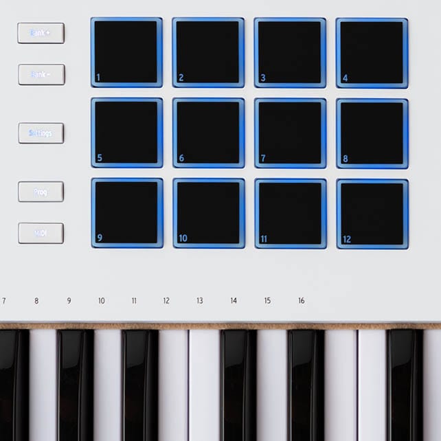 CONTROLADOR ARTURIA, KEYLAB MK3, 61 TECLAS, COLOR NEGRO
