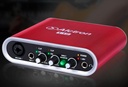 INTERFAZ DE AUDIO ALCTRON, 1 CANAL HIBRIDO, 1 CANAL TRS, 24 BITS/96 kHz, USB, COLOR ROJO