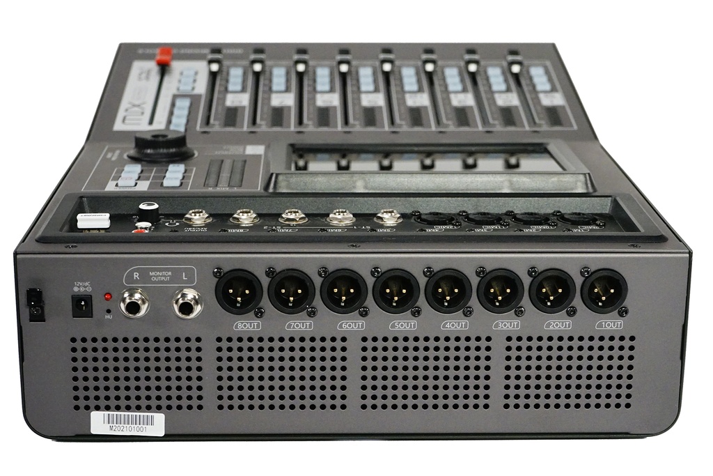 MEZCLADORA DIGITAL SOUNDKING, (CONSOLA) 16 ENTRADAS XLR, 8 SALIDAS XLR, PANTALLA TOUCH 7", DSP, INTERFACE MULTITRACK, 9 FADERS MOTORIZADOS (copia)