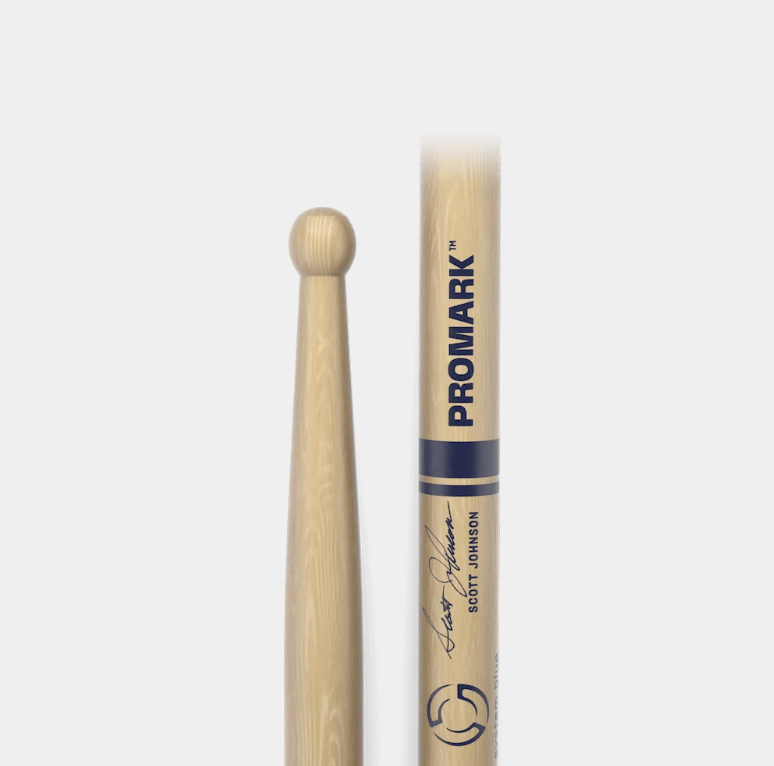 PAR DE BAQUETAS PROMARK, SERIE SCOTT JOHNSON, PARA CAJA DE GOLPE SECO, MADERA DE NOGAL