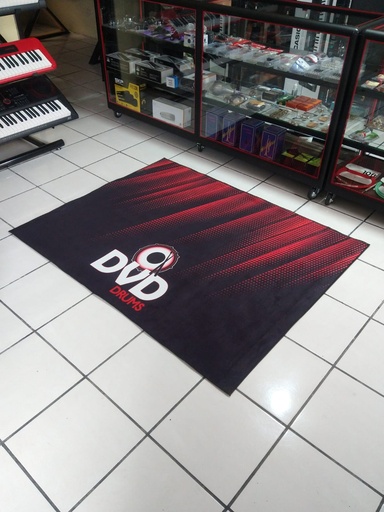 [YWDS-CARPET-RED] ALFOMBRA DVD, PARA BATERIA 1.5 X 1.2 MTS, COLOR NEGRO Y ROJO