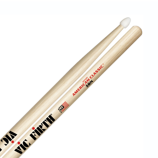[5BN] PAR DE BAQUETAS AMERICAN CLASSIC VIC FIRTH, SERIE 5B, MADERA NOGAL, PUNTA DE NYLON, LARGO 16