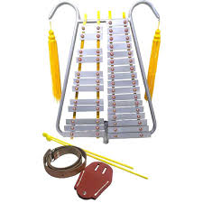 [LIRA-DC-MUSIC] LIRA DC MUSIC DE 29 NOTAS PARA MARCHA, INCLUYE CINCHO Y BOLILLO